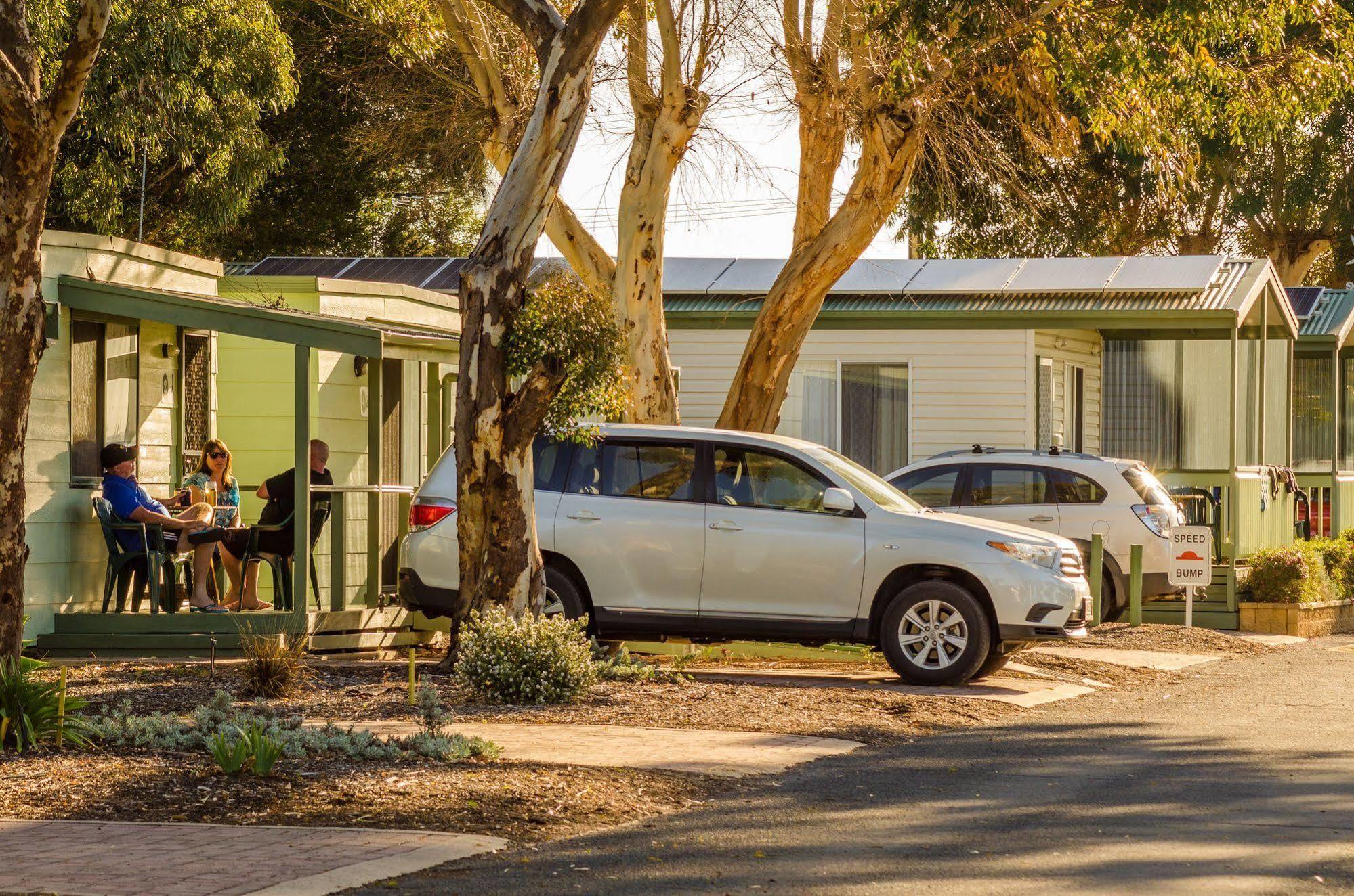 Hotel Lake Albert Caravan Park Meningie Exteriér fotografie